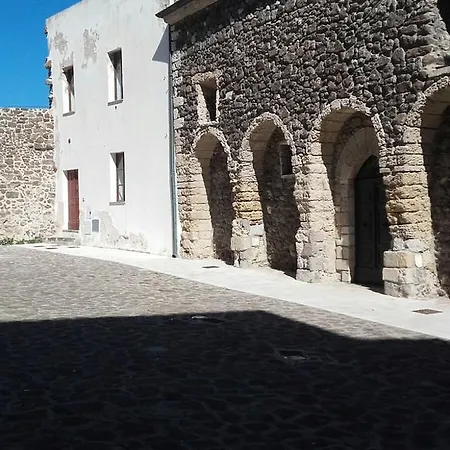 Castello *